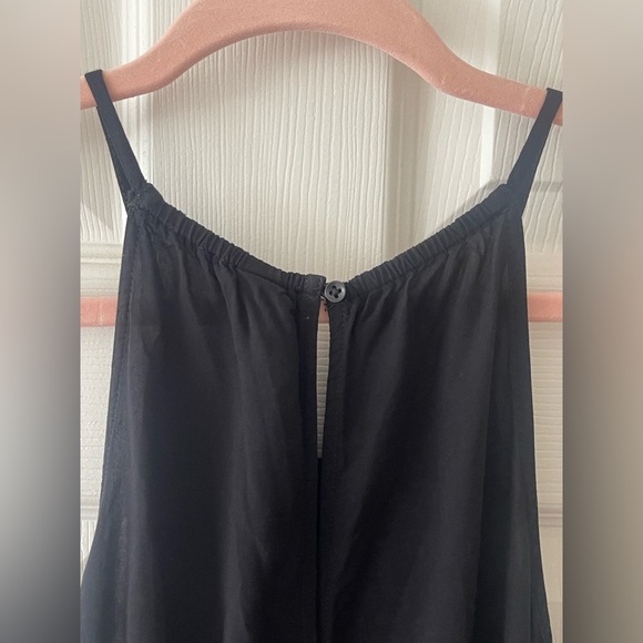 Old Navy Black Sleeveless Romper - Picture 4 of 4